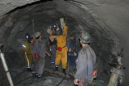 东至工程爆破中的危险因素分析以及应对工程爆破危险的措施